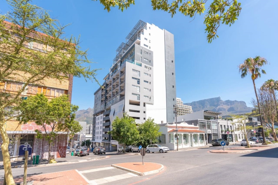 2 Bedroom Property for Sale in Cape Town City Centre Western Cape